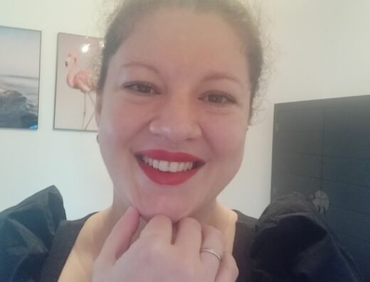 Alina Gogozeanu-psihoterapie, psihologie clinica, dezvoltare personală