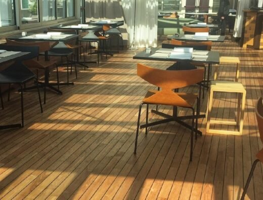 Amenajari lemn masiv si stratificat