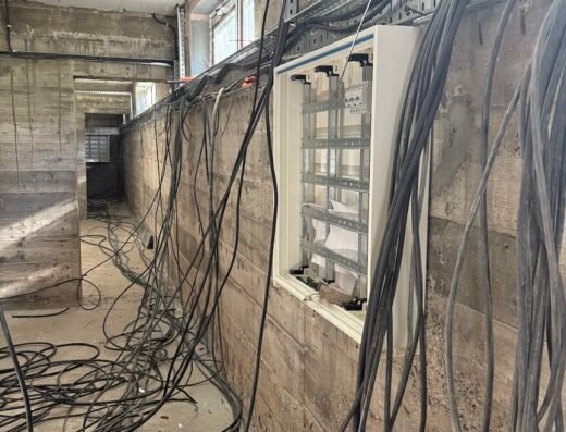 Electrician Autorizat ANRE specializat in FOTOVOLTAICE si CONSTRUCTII