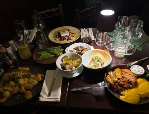 Hanu’ Berarilor Casa Elena Lupescu