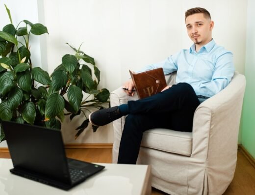 Psiholog Cosmin Giredea